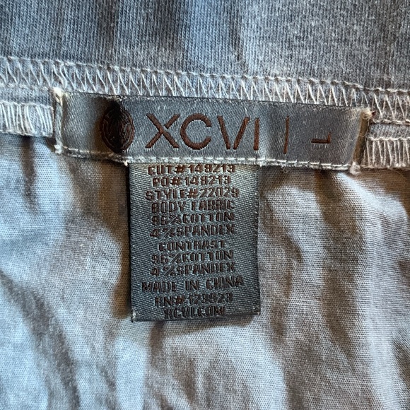 Women's XCVI Ruched Sides Sun Washed Blue Zip Back Stretch Pencil Mini Skirt L - Picture 8 of 8